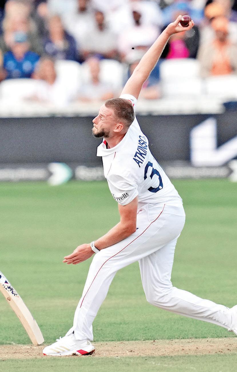 India in Trouble in Fifth Test