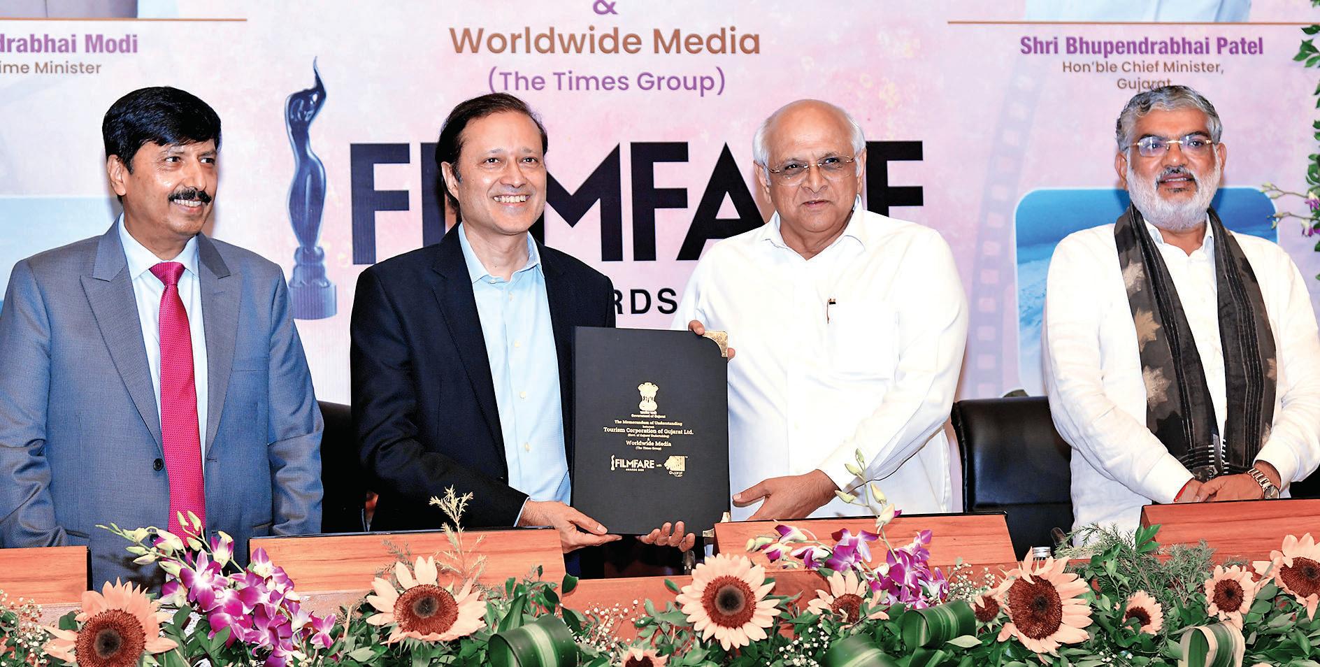 Ready for glam! Gujarat to host Filmfare awards this year too