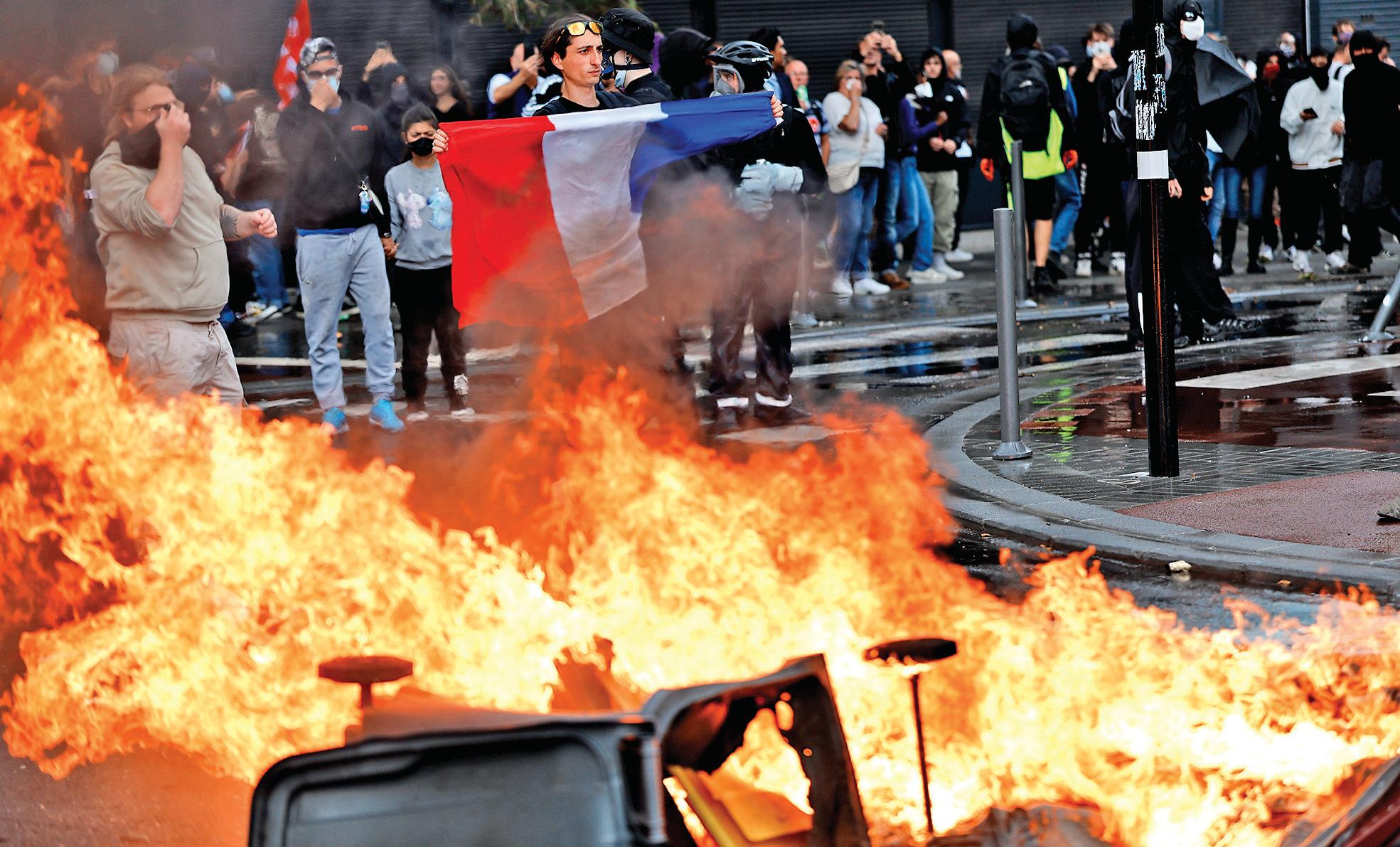 Unrest spreads across France against Macron