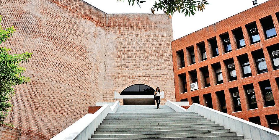 IIMA'S MBA FABM grads bag over Rs 41L top salary