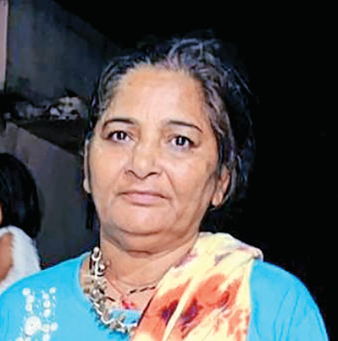 Man sets his wife, mom-in-law ablaze