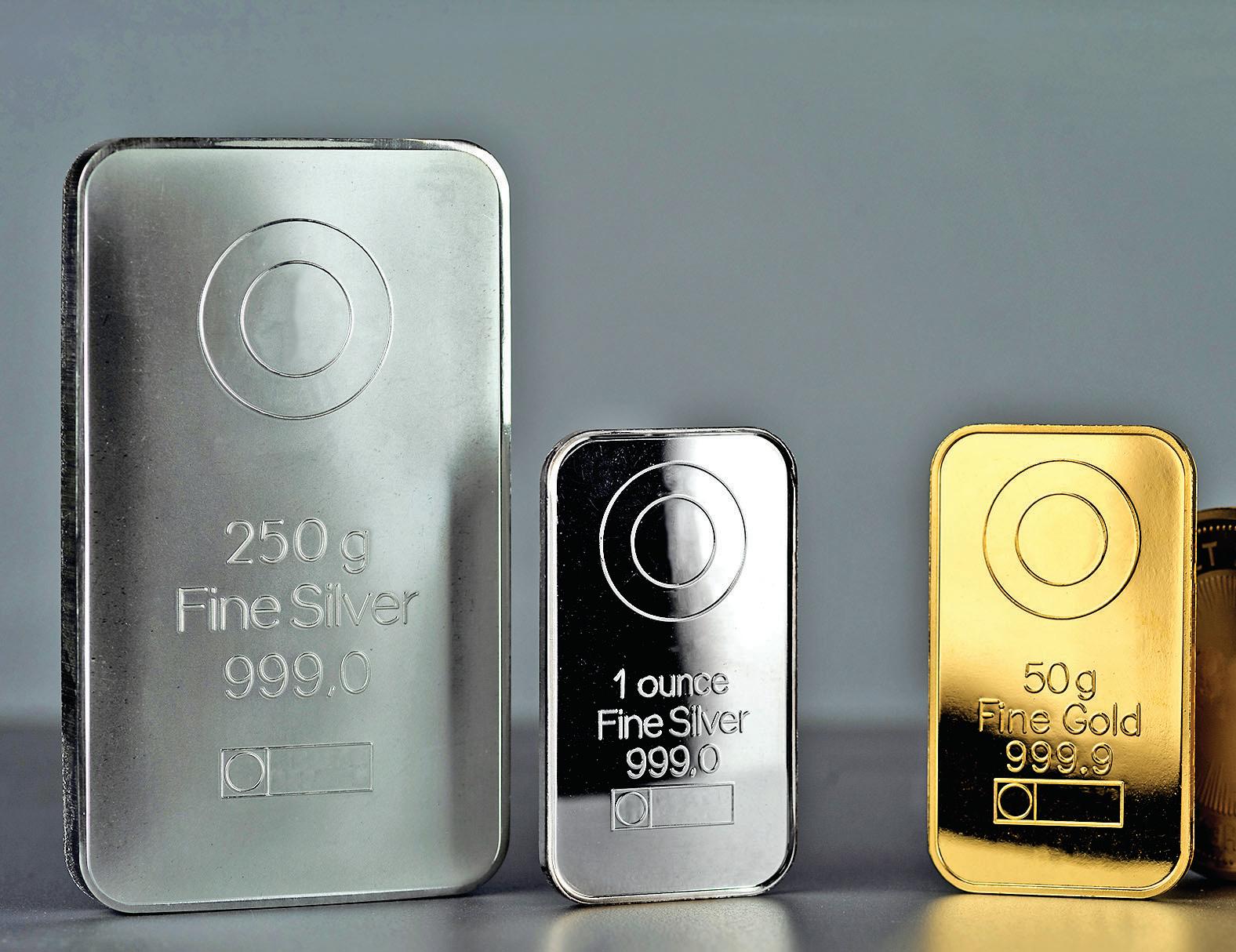 Gold hits record Rs 1.26L amid global turmoil