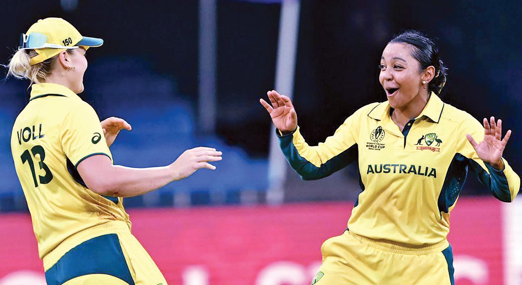 Alana spins Australia to win