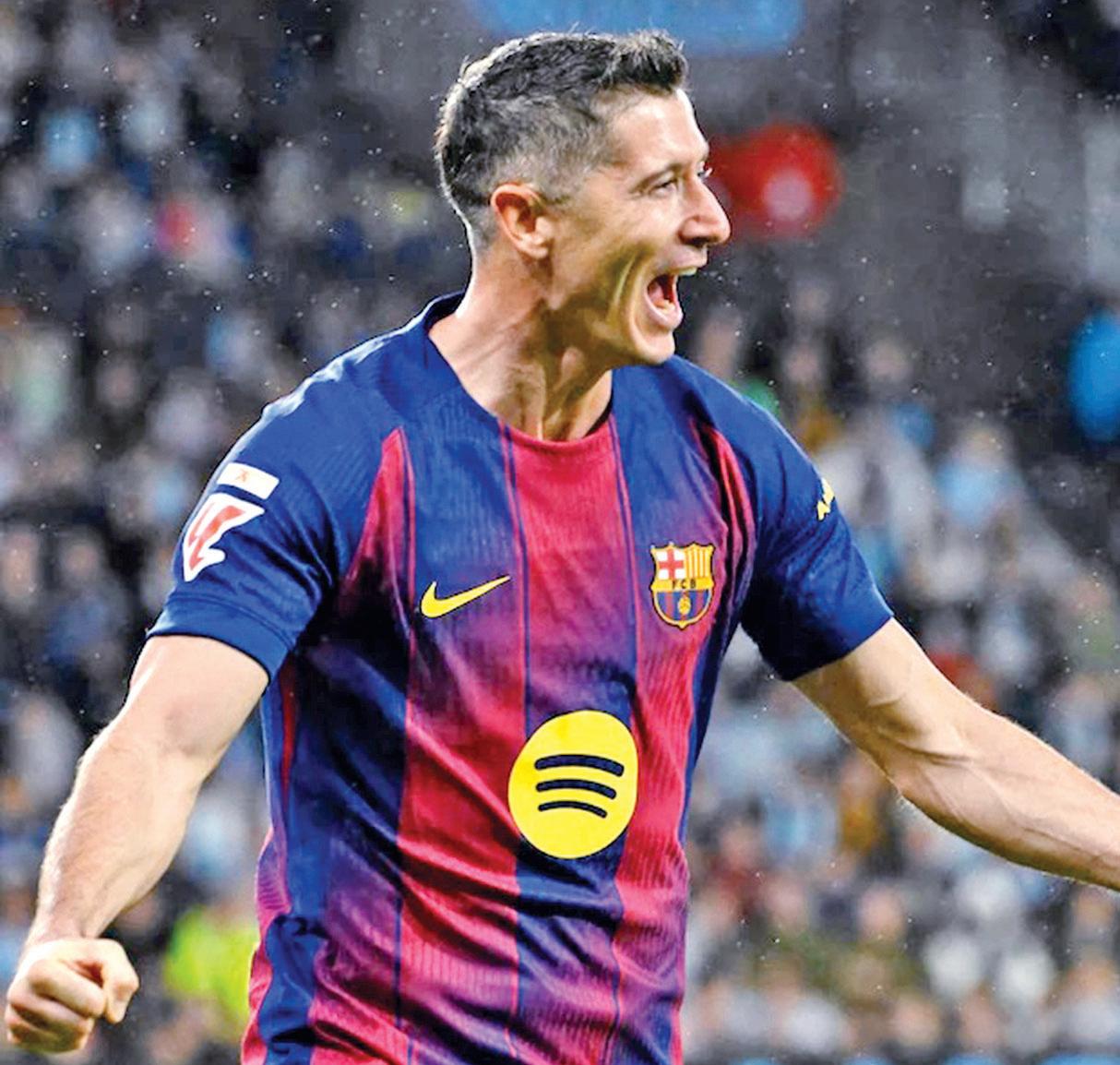 Lewandowski hat-trick fires Barcelona past Celta Vigo