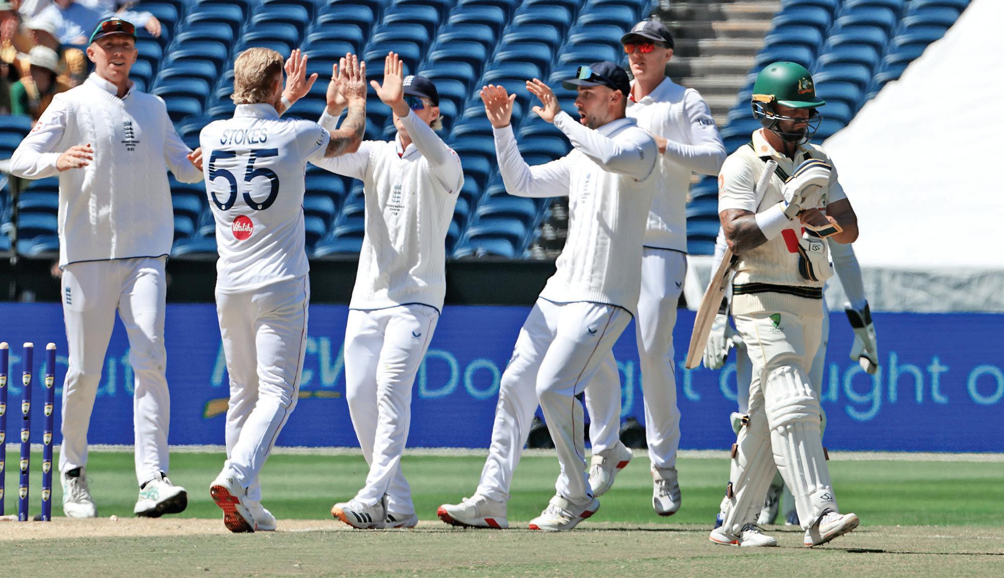 England win fourth Test inside 2 days