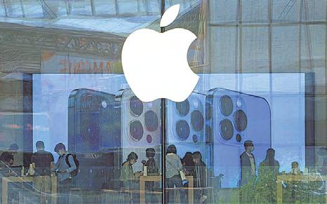 Apple and Musk clash over satellite expansion plans