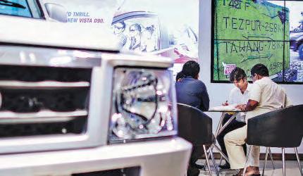 Car Dealers Troubled by Low Demand as Inventory Builds