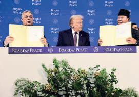 Only Trump superfans come for 'Board of Peace' signing