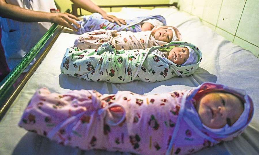 Andhra baby incentives: dismal odds of success