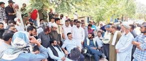 Rana visits LoC villages in Mankote sector
