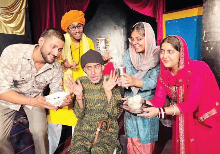 Natrang presents Hindi Play ‘Poorav Aur Paschim’