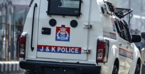 Police conduct anti-terror raids at Multiple places in Poonch