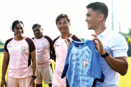 Sunil Chhetri visits women's national camp in Bengaluru ahead of international friendlies