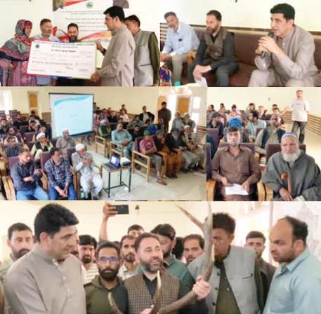 MLA Pahalgam distributes ex-gratia relief