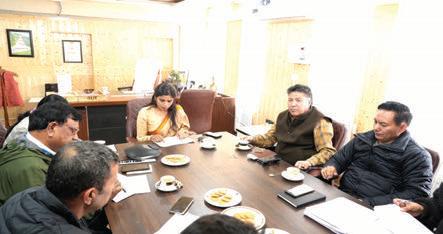 Secy Shashanka reviews progress of girls, working women's hostels