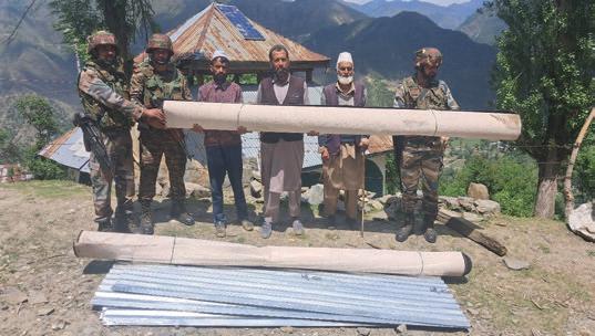 Karnah: Army assists in repairing mosque damaged in Pak shelling