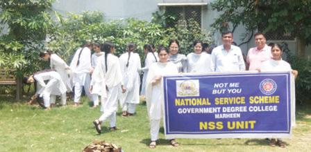 Cleanliness drive organized at GDC Marheen