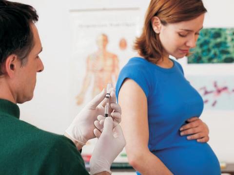 Vaccination during pregnancy cuts baby's flu risk
