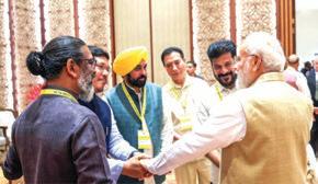 PM urges states to join hands for a 'Viksit Bharat' by 2047