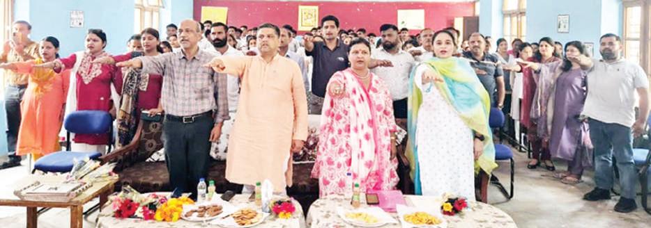 Surinder calls for collective efforts to eradicate drug menace