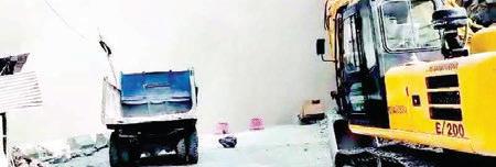 Massive landslide blocks Jammu-Kishtwar NH