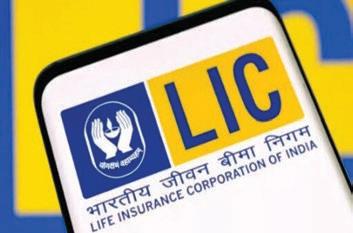 LIC DECLARES RS 12 FINAL DIVIDEND AFTER STRONG FY25 EARNINGS, SETS RECORD DATE