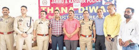 SMVDU NCC & NSS coordinators participate in 'Thana Diwas' prog