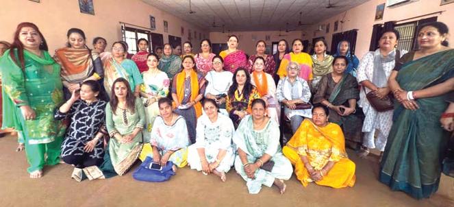 Rekha pledges to carry forward ideals of Lokmata Ahilyabai Holkar