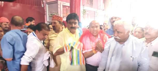 NC leaders pay obeisance at Mata Kheer Bhawani Temple at Jagti