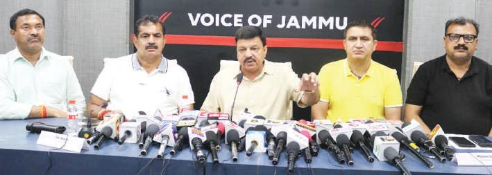 CCI President vows 24x7 support, flags key industry & civic issues