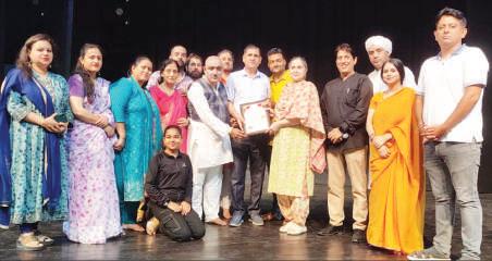 JKAACL stages play 'Gadd Bateh' under Rangdhara Series