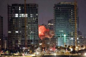 Iran renews missile attacks on Israel, wounding dozens of people