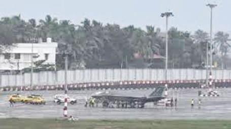 British fighter jet makes emergency landing in Thiruvananthapuram