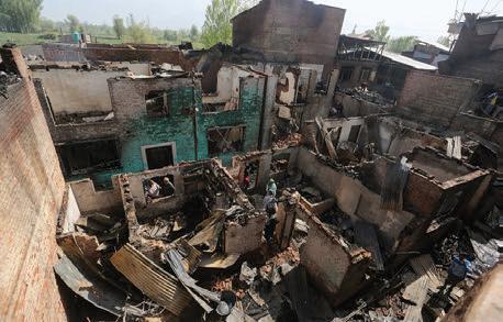 13 houses gutted, many families rendered homeless in Noorbagh blaze