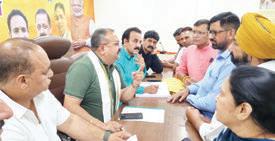 Randhawa holds public darbarat BJP HQ