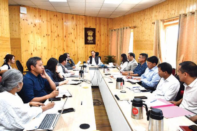 Kotwal chairs review meeting on deregulation & compliance reduction