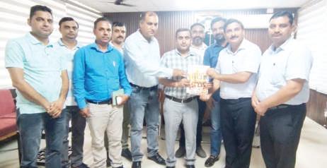 ABRSM delegation meets Joint Director to discuss teachers' issues