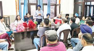 JKMEF delegation meets BMO RS Pura, highlights issues