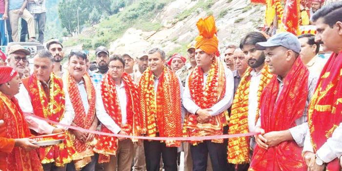 DC Ramban flags off Annual Sarvadhar Yatra