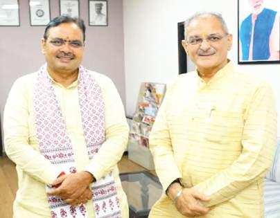 Kavinder meets Rajasthan CM; discusses J&K's transformation post Art-370