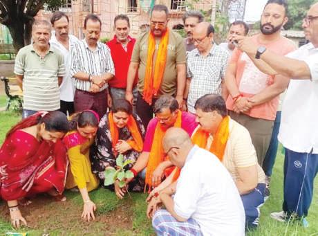 Priya leads plantation drive to mark Dr. Mookherjee's 125th Birth Anniversary
