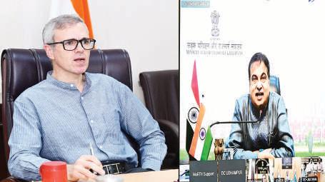 Gadkari, Omar review Srinagar-Jammu highway traffic restoration