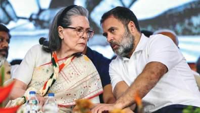 FIR filed against Sonia, Rahul in National Herald Case on ED Complaint