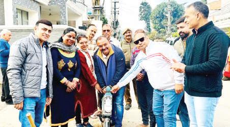 Randhawa inaugurates pipeline project in Channi Himmat