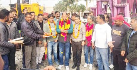 Rajeev kick-starts road macadamization project