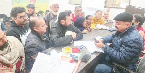 Yudhvir holds public darbar