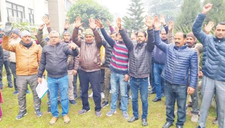 PWD casual labourers stage protest over pending dues