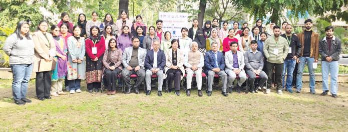 Workshop on 'Environmental analysis using R' begins