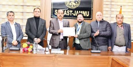 Winter School on genomics concludes at SKUAST-J