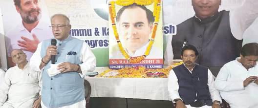 JKPCC pays tribute to Rajiv Gandhi on death anniversary